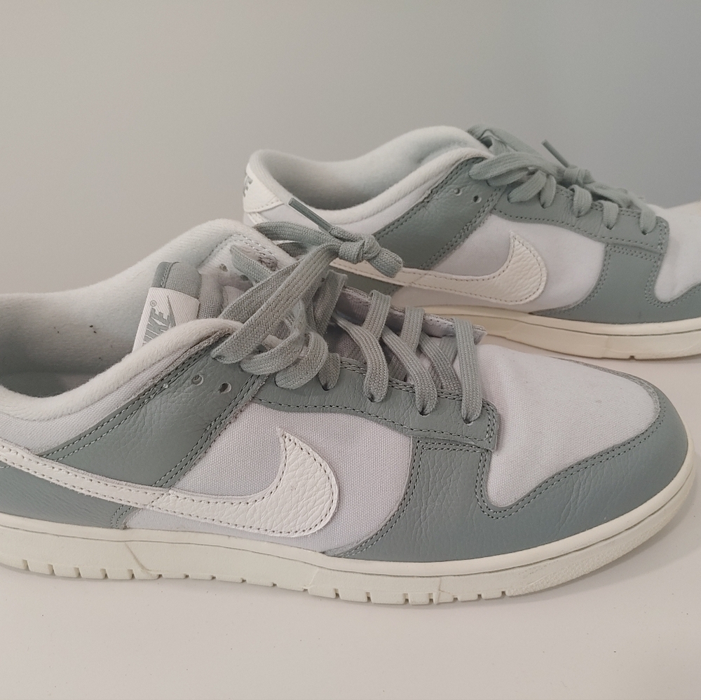 Nike Dunk Low Retro Sneakers Size 12 in Light Gray and White